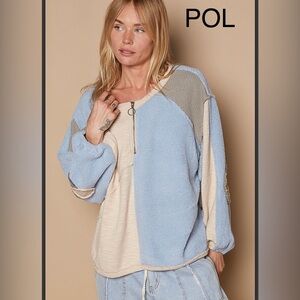 NWT POL Women's Blue and Cream Top